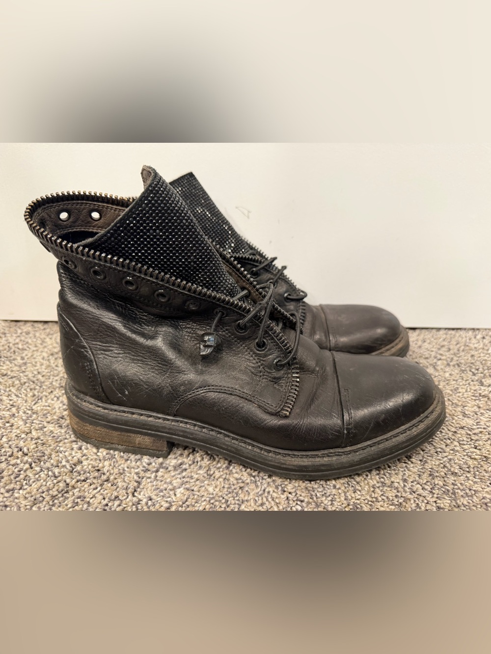 Women’s black leather combat boots with skull laces size 38